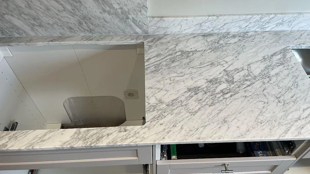 Køkkenbordplade i Carrara C, Malmö – billede 4
