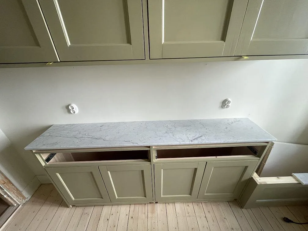Køkkenbordplade i Carrara C, Malmö – billede 2