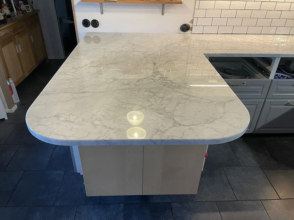 Køkkenbordplade i Carrara C, Ronneby – billede 3