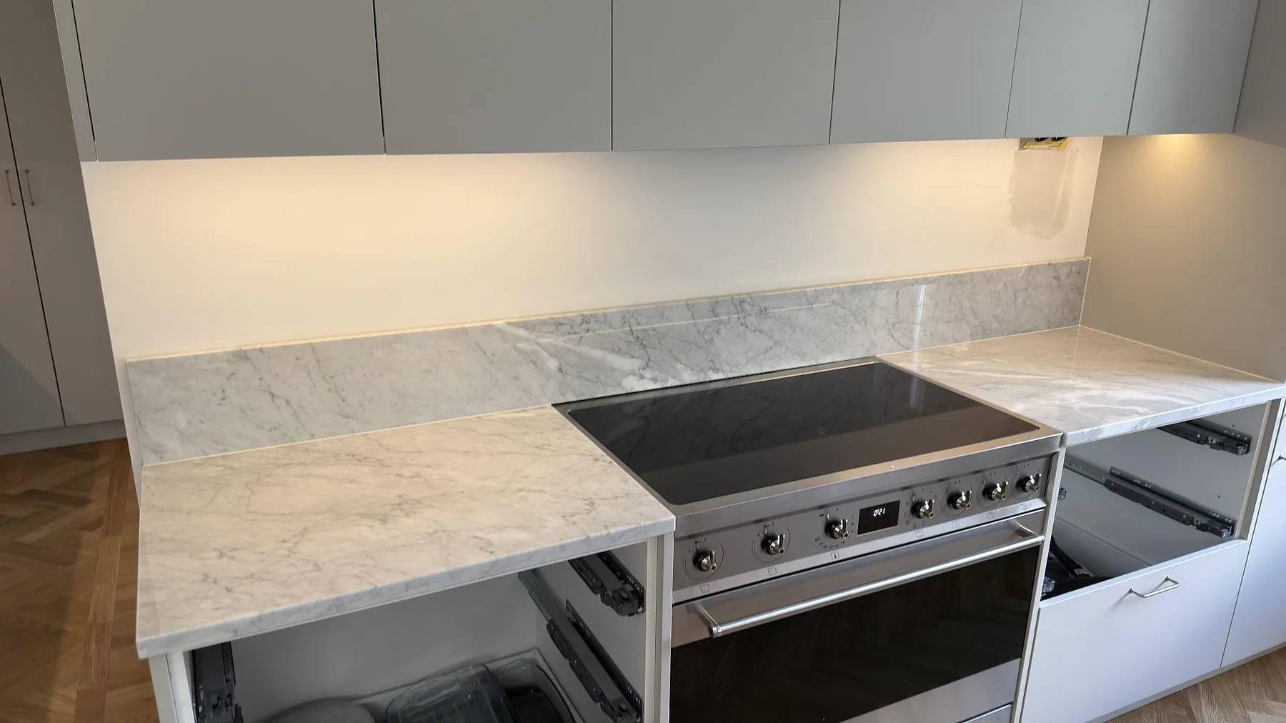 Køkkenbordplade i Carrara C, Saltsjöbaden – billede 2