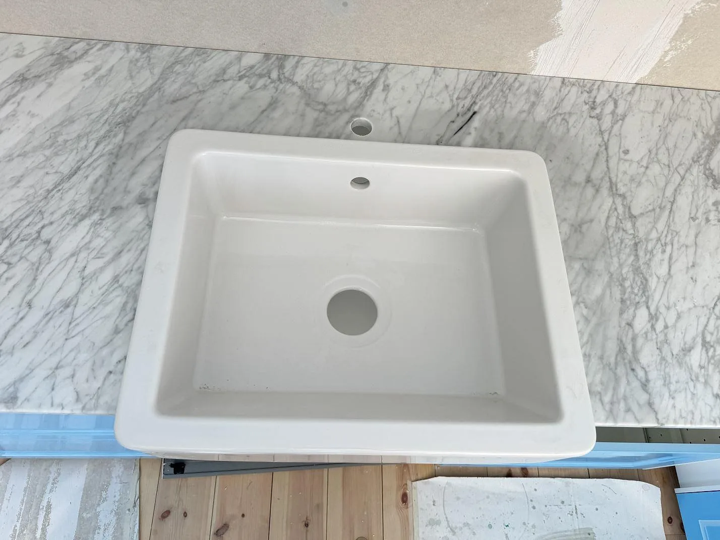 Køkkenbordplade i Carrara C, Skillinge – billede 8