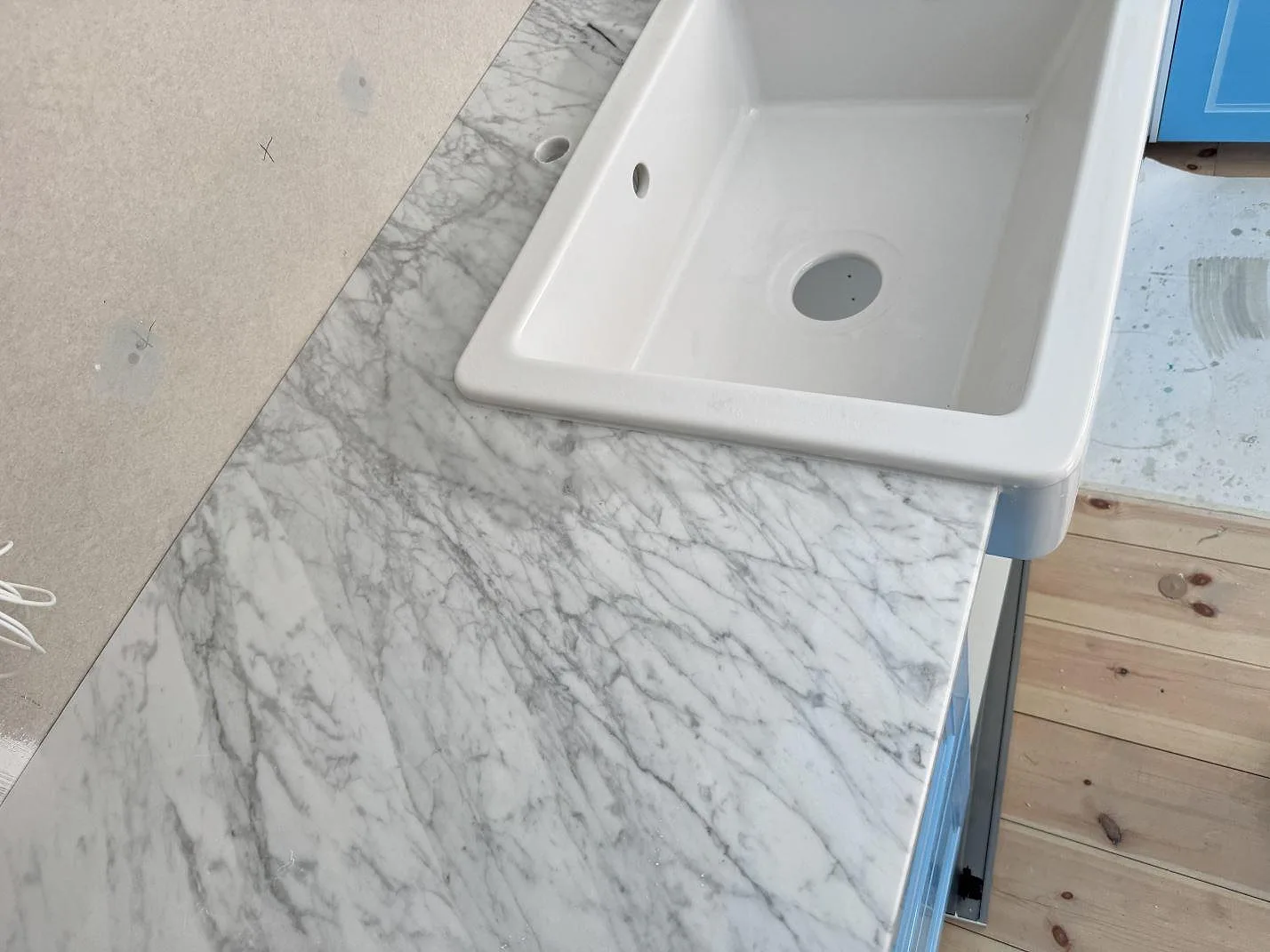 Køkkenbordplade i Carrara C, Skillinge – billede 7