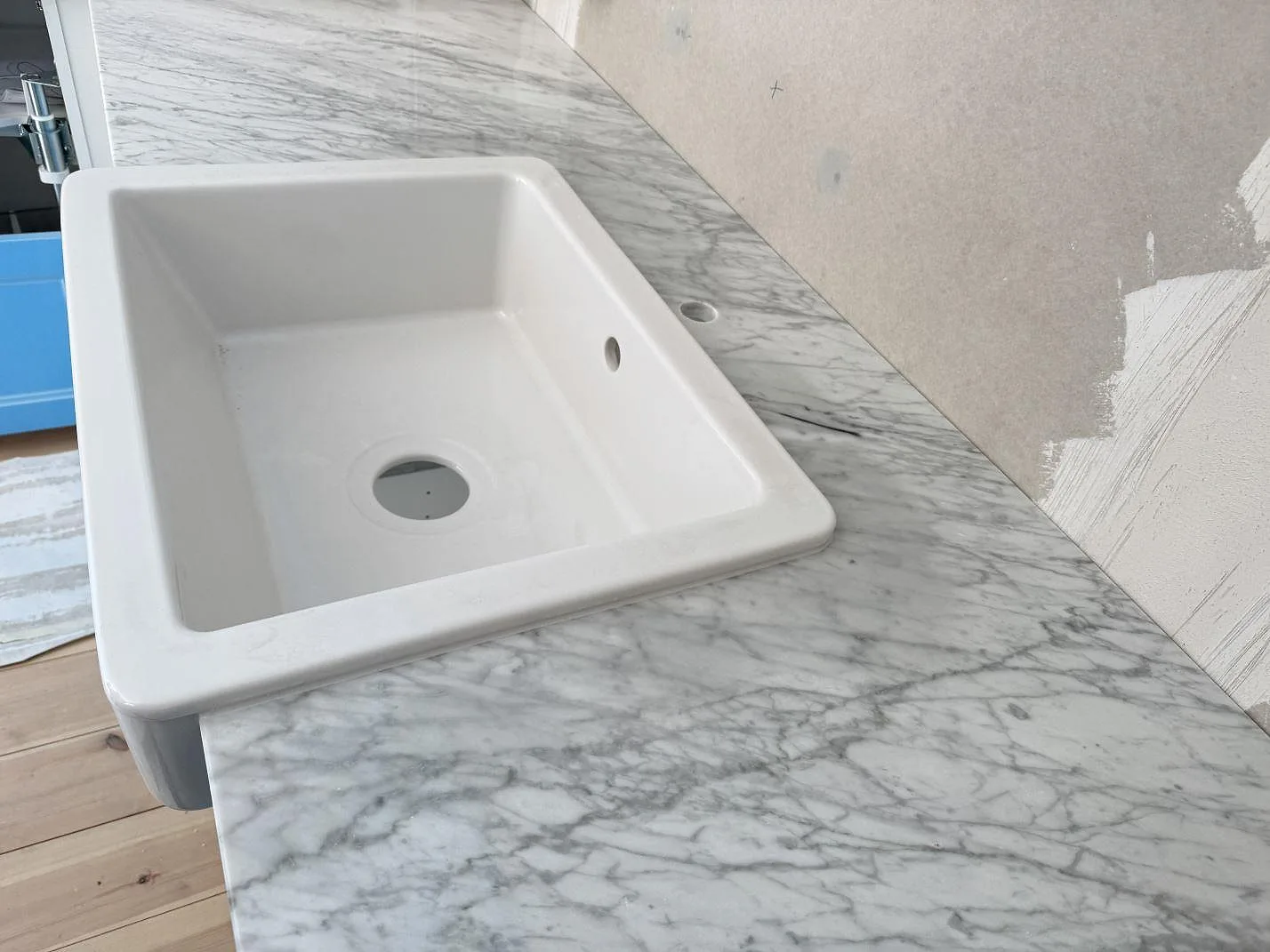 Køkkenbordplade i Carrara C, Skillinge – billede 6