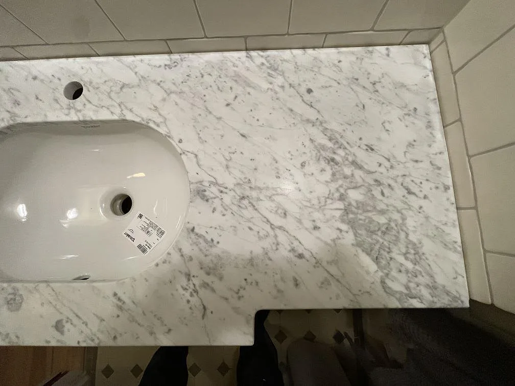 Bordplade i Carrara C, Stockholm – billede 3