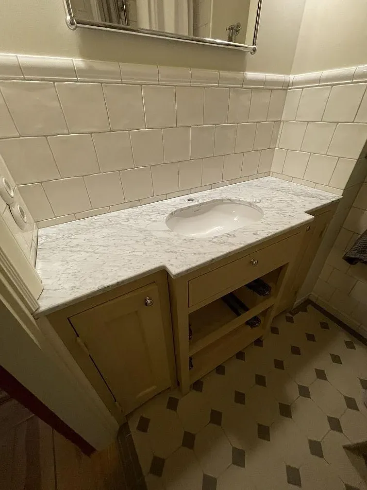 Bordplade i Carrara C, Stockholm – billede 2