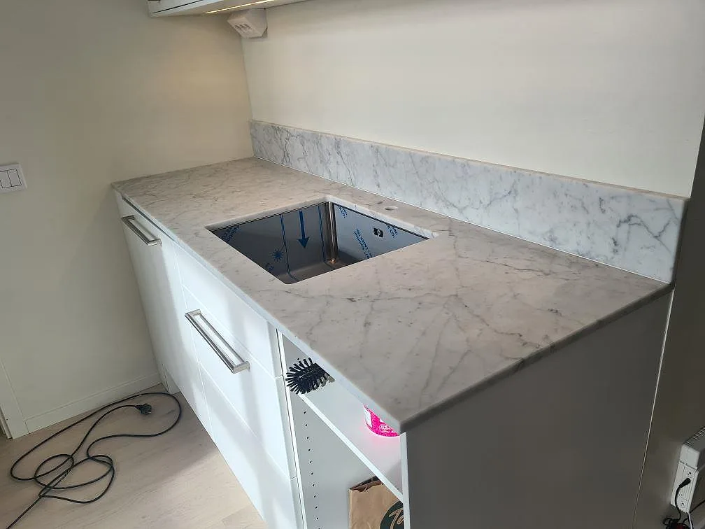 Køkkenbordplade i Carrara C, Stockholm – billede 2