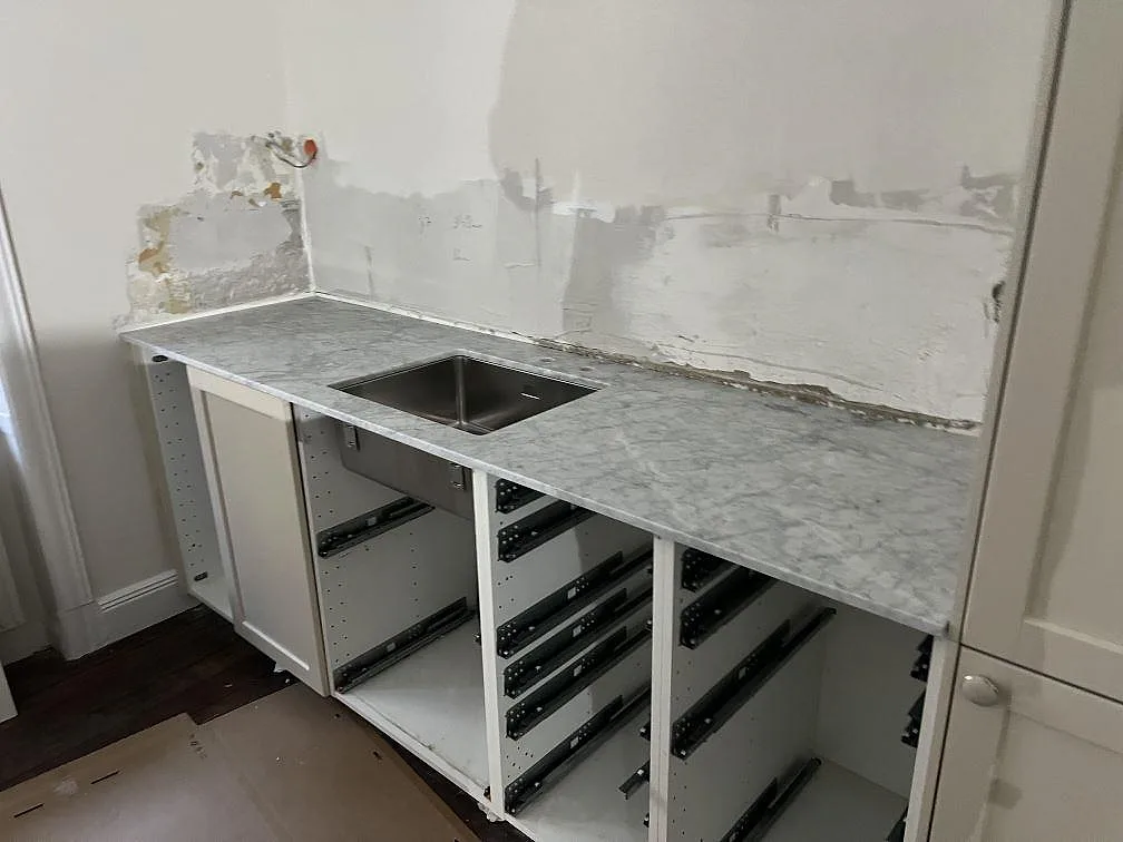 Køkkenbordplade i Carrara C, Stockholm – billede 2