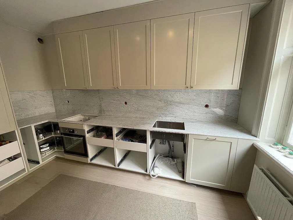 Køkkenbordplade i Carrara C, Stockholm – billede 2