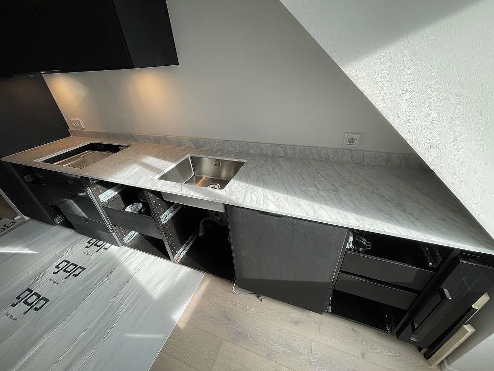 Køkkenbordplade i Carrara C, Stockholm – billede 2