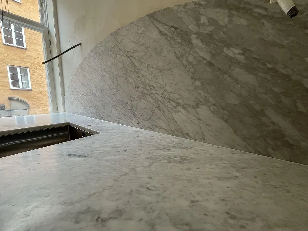Køkkenbordplade i Carrara C, Stockholm – billede 4