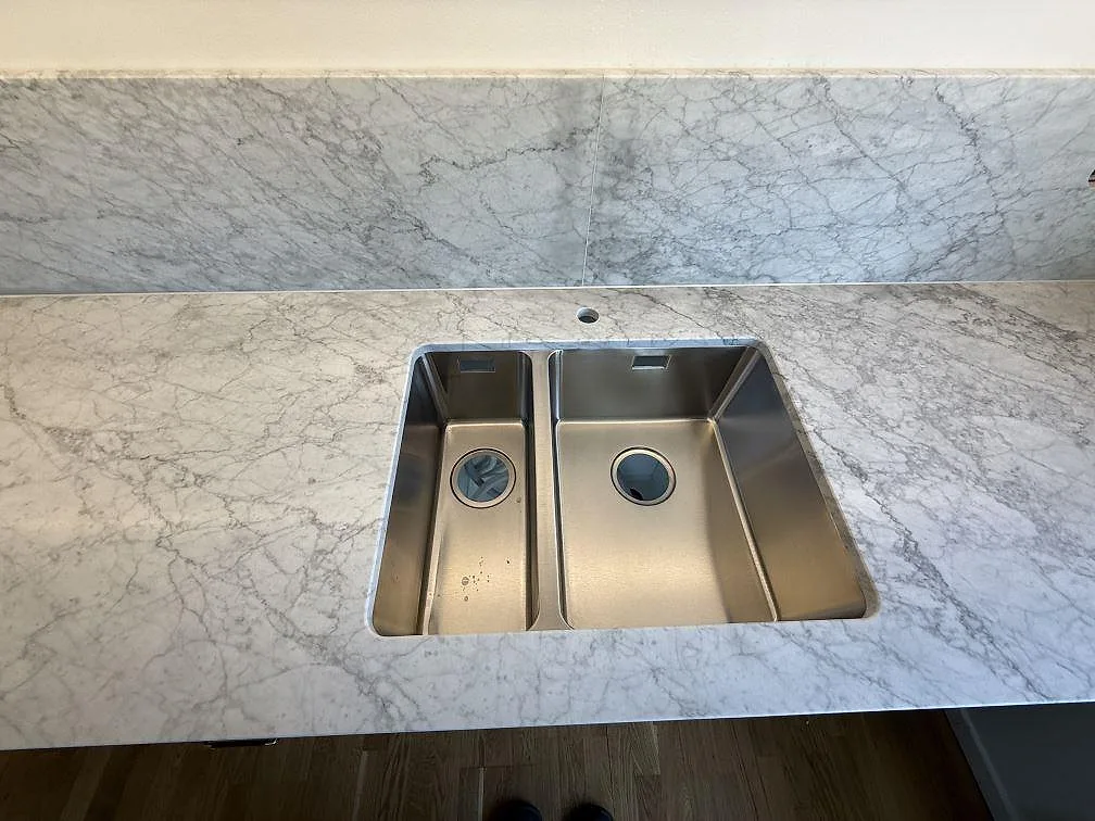 Køkkenbordplade i Carrara C, Stockholm – billede 2