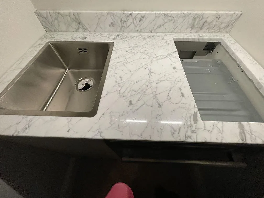 Køkkenbordplade i Carrara C, Stockholm – billede 3