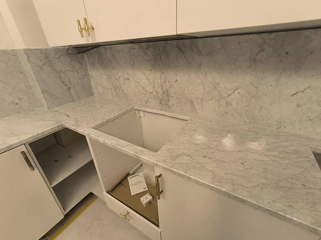 Køkkenbordplade i Carrara C, Stockholm – billede 4