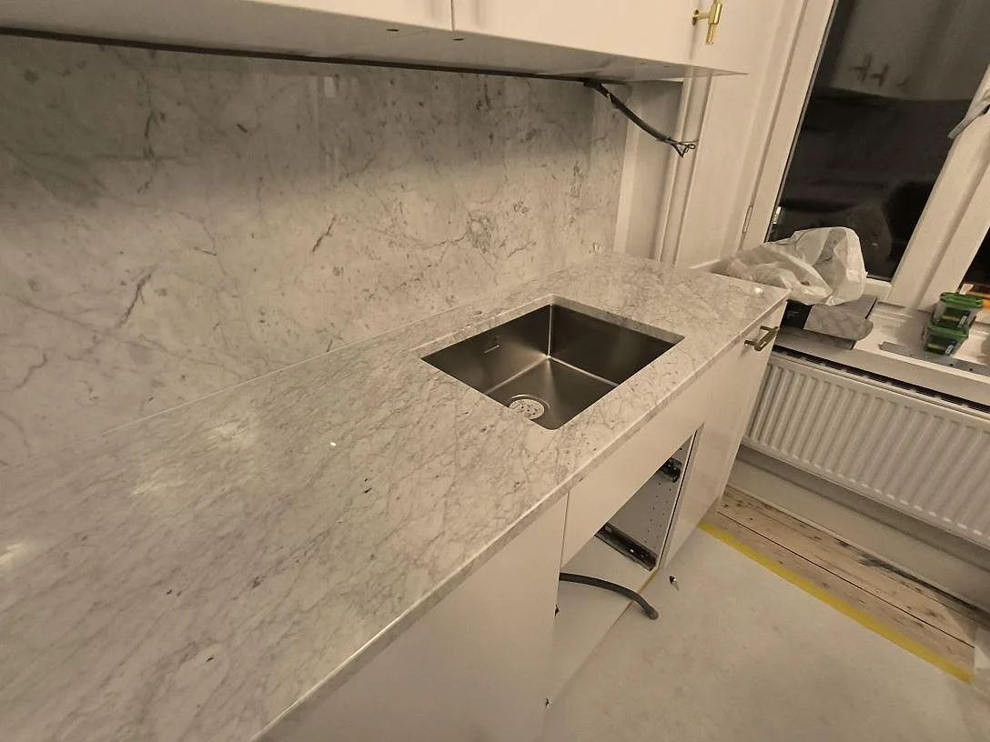 Køkkenbordplade i Carrara C, Stockholm – billede 3