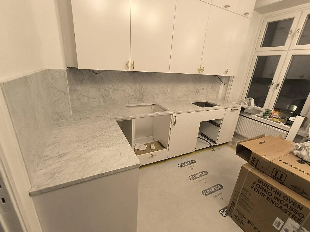 Køkkenbordplade i Carrara C, Stockholm – billede 2