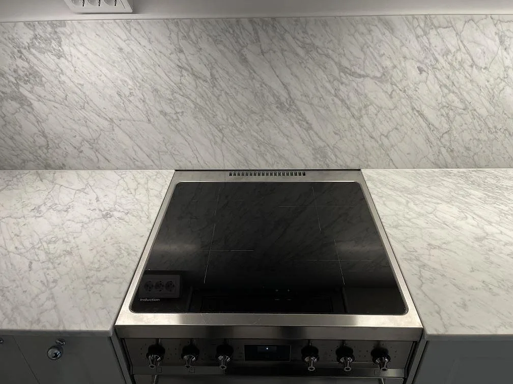 Køkkenbordplade i Carrara C, Stockholm – billede 2