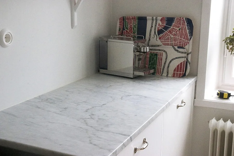 Køkkenbordplade i Carrara C, Sverige