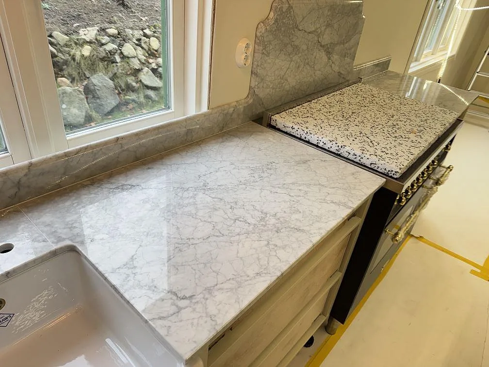 Køkkenbordplade i Carrara C, Tenhult – billede 3