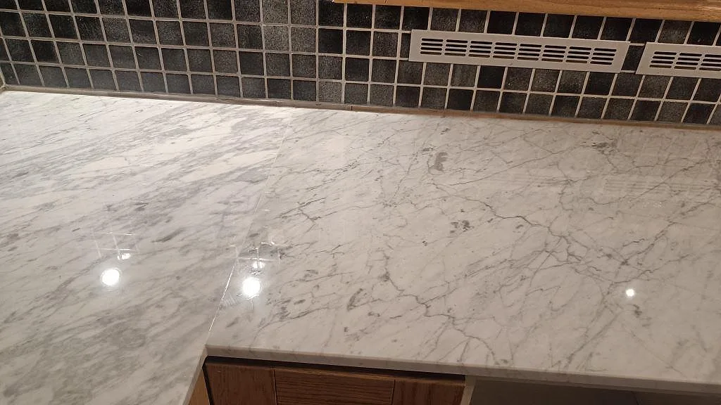 Køkkenbordplade i Carrara C, Timmersdala – billede 5