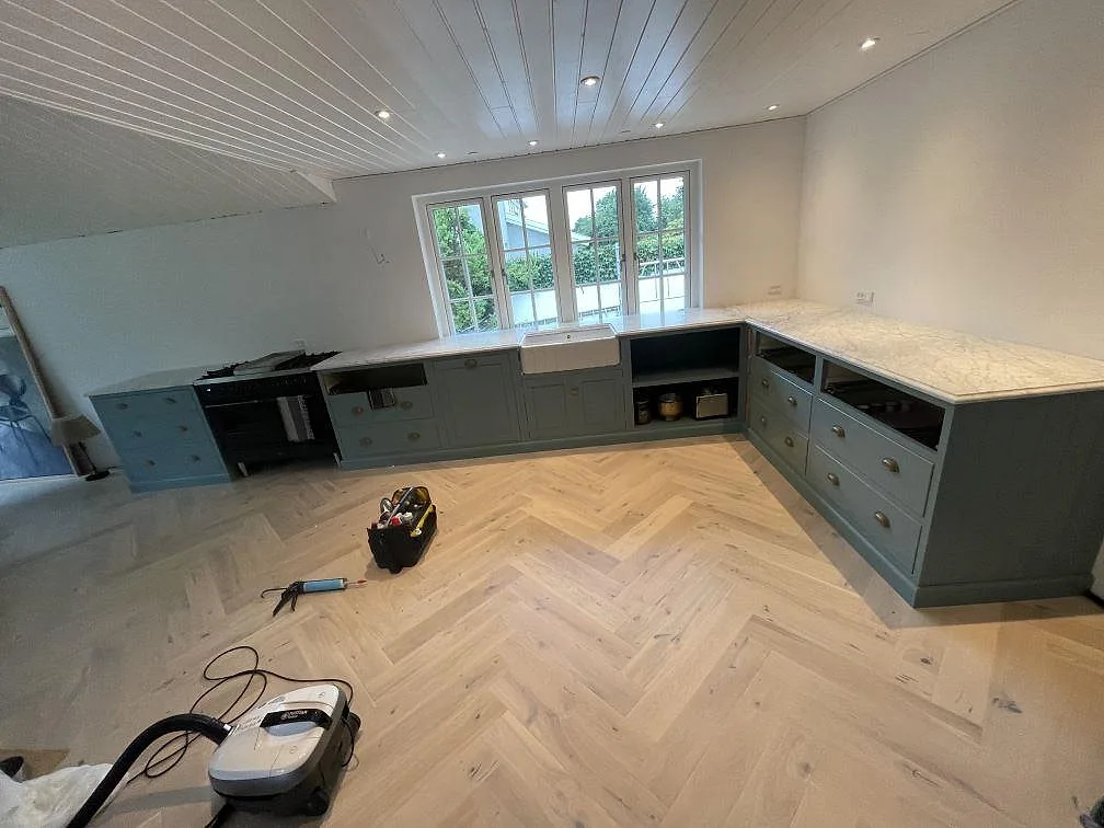 Køkkenbordplade i Carrara C, Tisvilde – billede 2