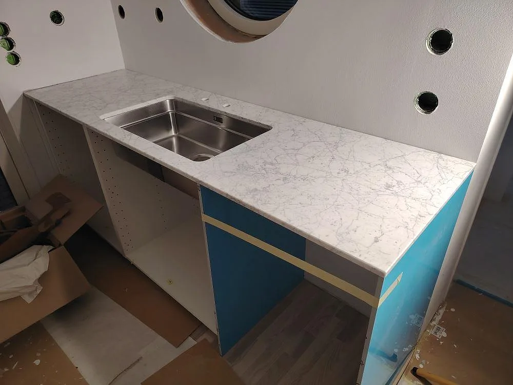 Køkkenbordplade i Carrara C, Västervik – billede 2