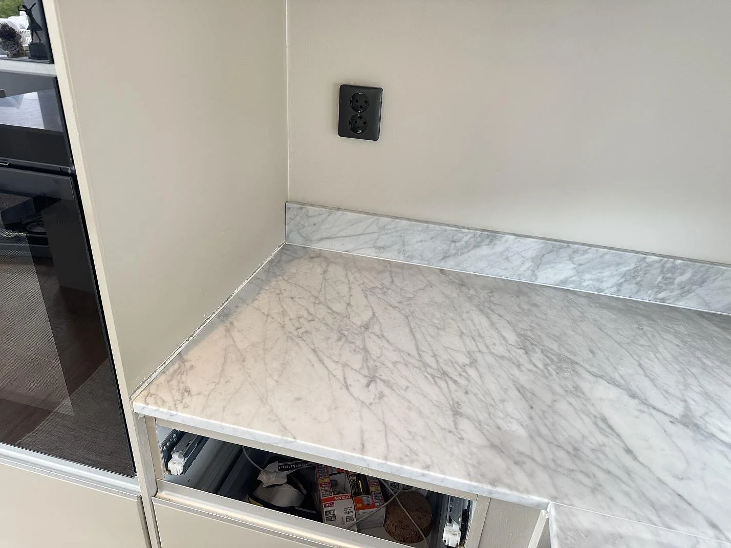 Marmorbordplade i Carrara C, Växjö – billede 7