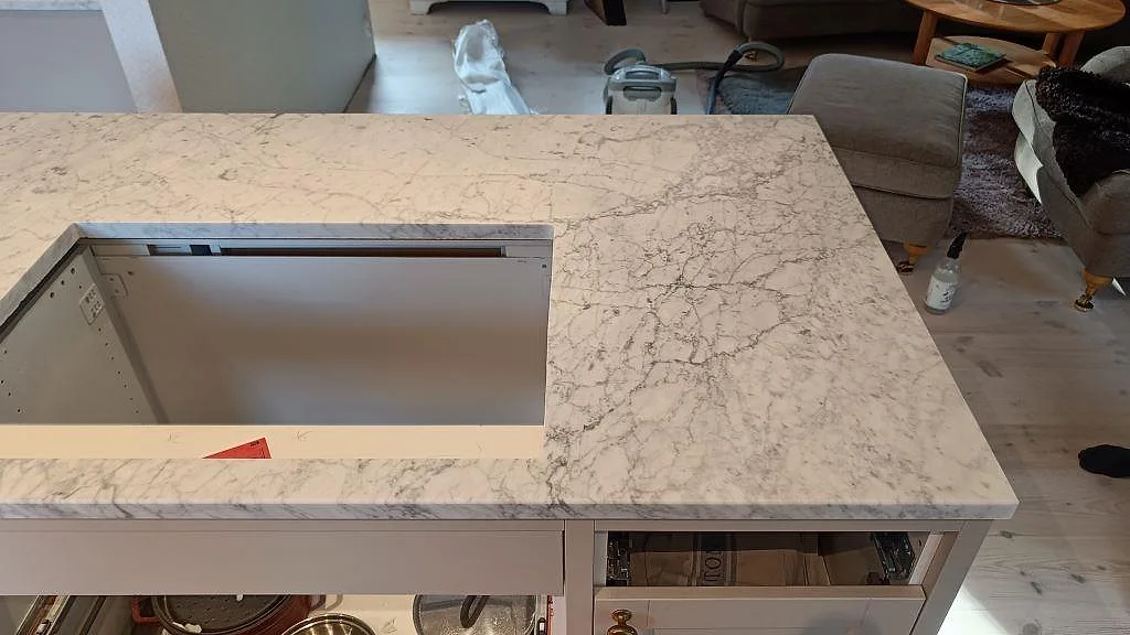 Køkkenbordplade i Carrara C, Vejbystrand – billede 2