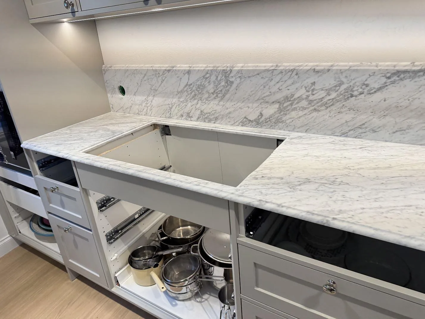 Køkkenbordplade i Carrara C, Ystad – billede 3