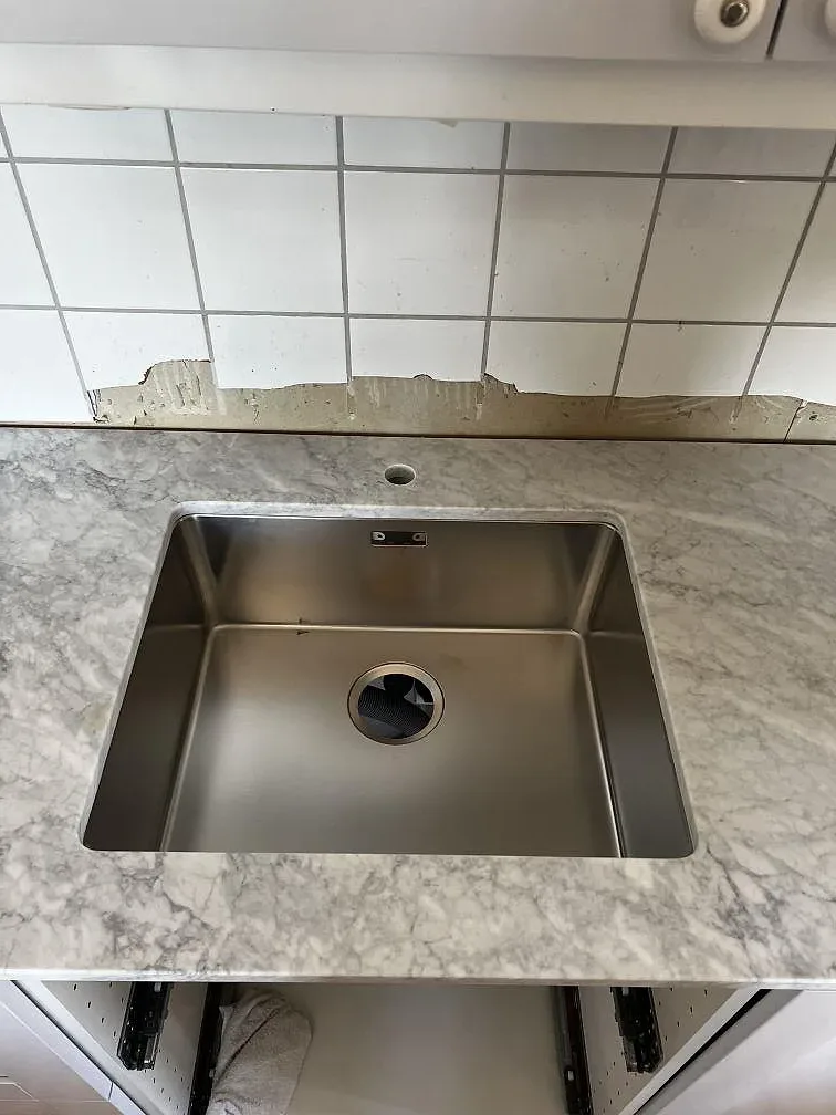 Køkkenbordplade i Carrara C, Hunnebostrand – billede 3