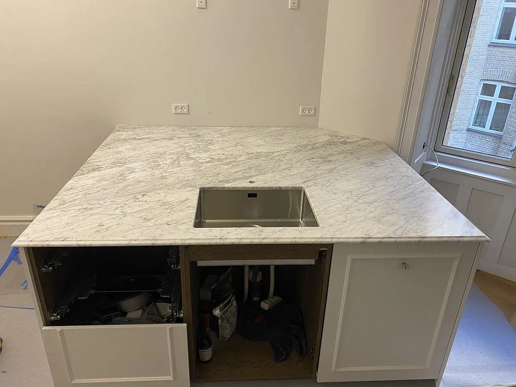 Køkkenbordplade i Carrara C, København Ø – billede 2