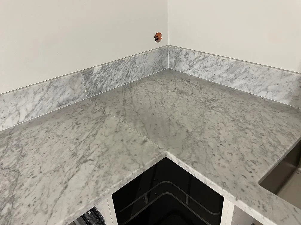 Køkkenbordplade i Carrara C, Lund – billede 4