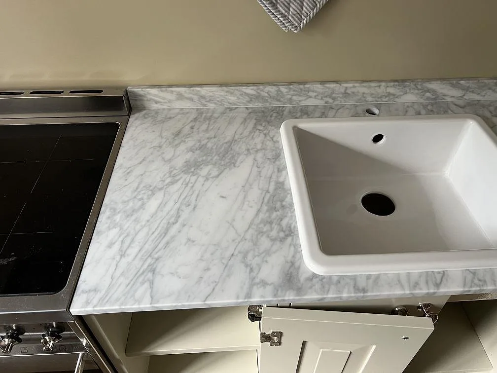 Køkkenbordplade i Carrara C, Malmö – billede 5