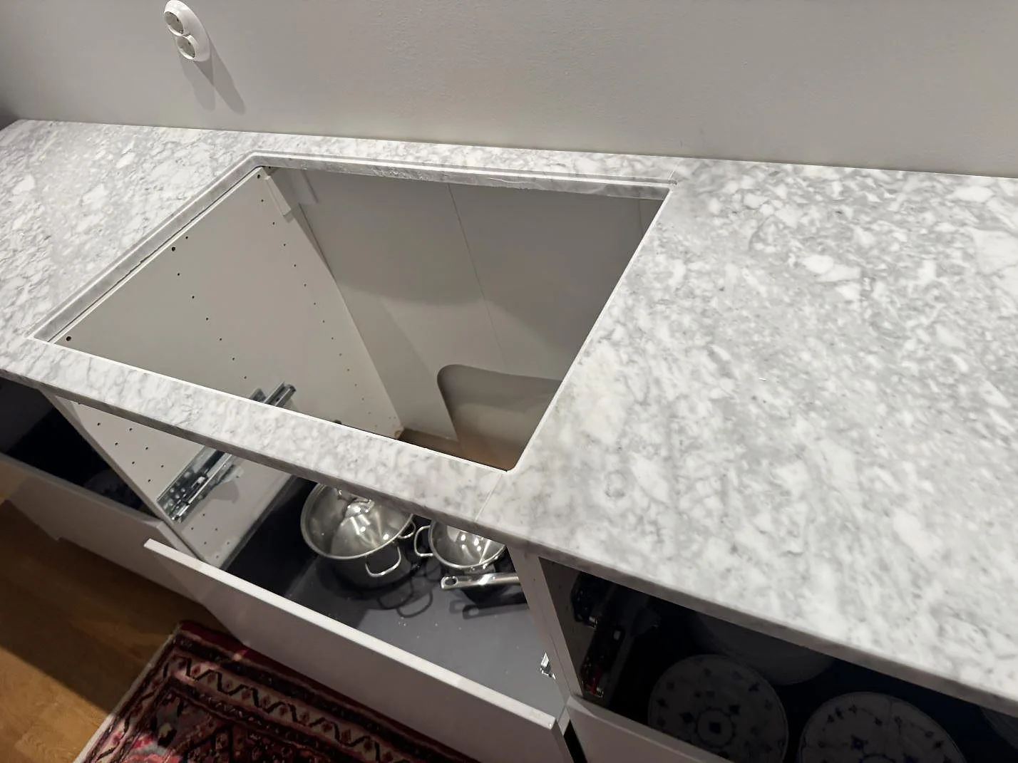 Køkkenbordplade i Carrara C, Stora høje – billede 6