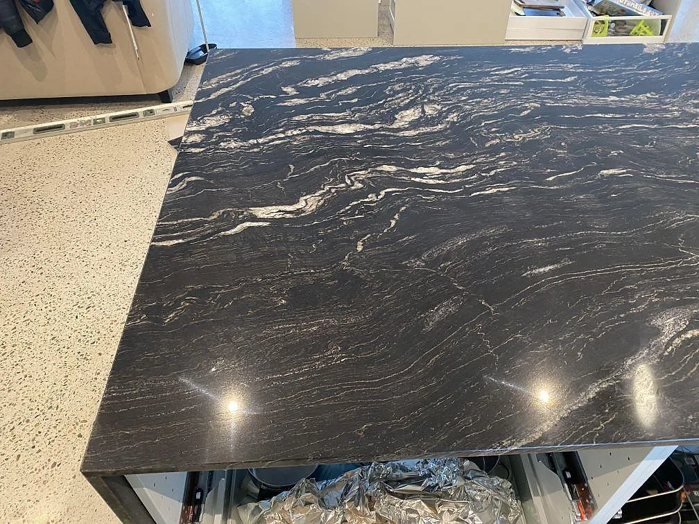 Køkkenbordplade i Cosmic Black, Mörarp – billede 3