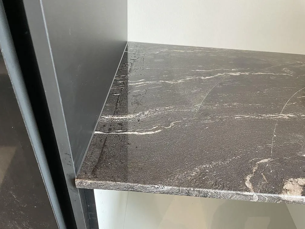 Køkkenbordplade i Cosmic Black, Tølløse – billede 8