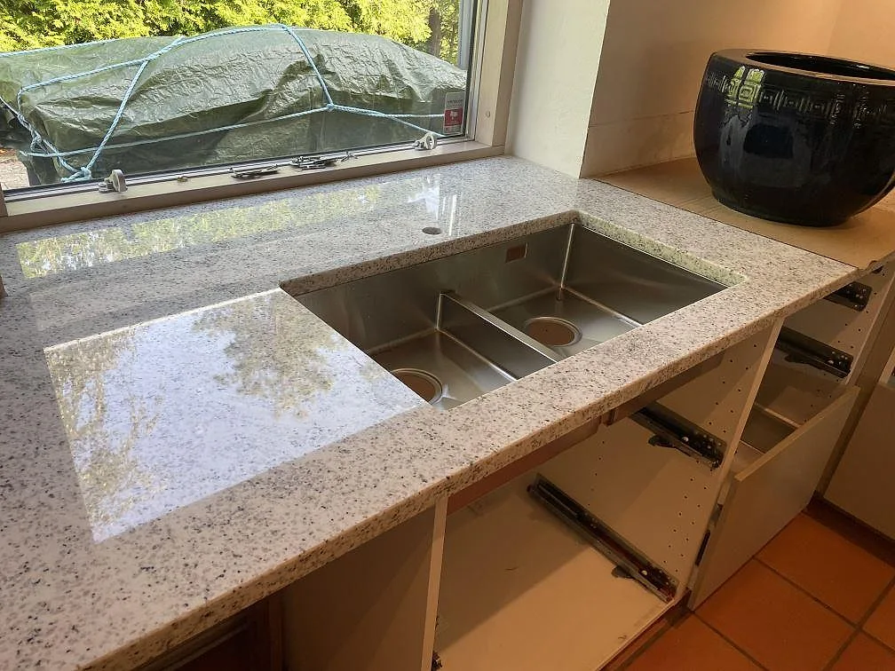 Køkkenbordplade i Cotton White, Höllviken – billede 5