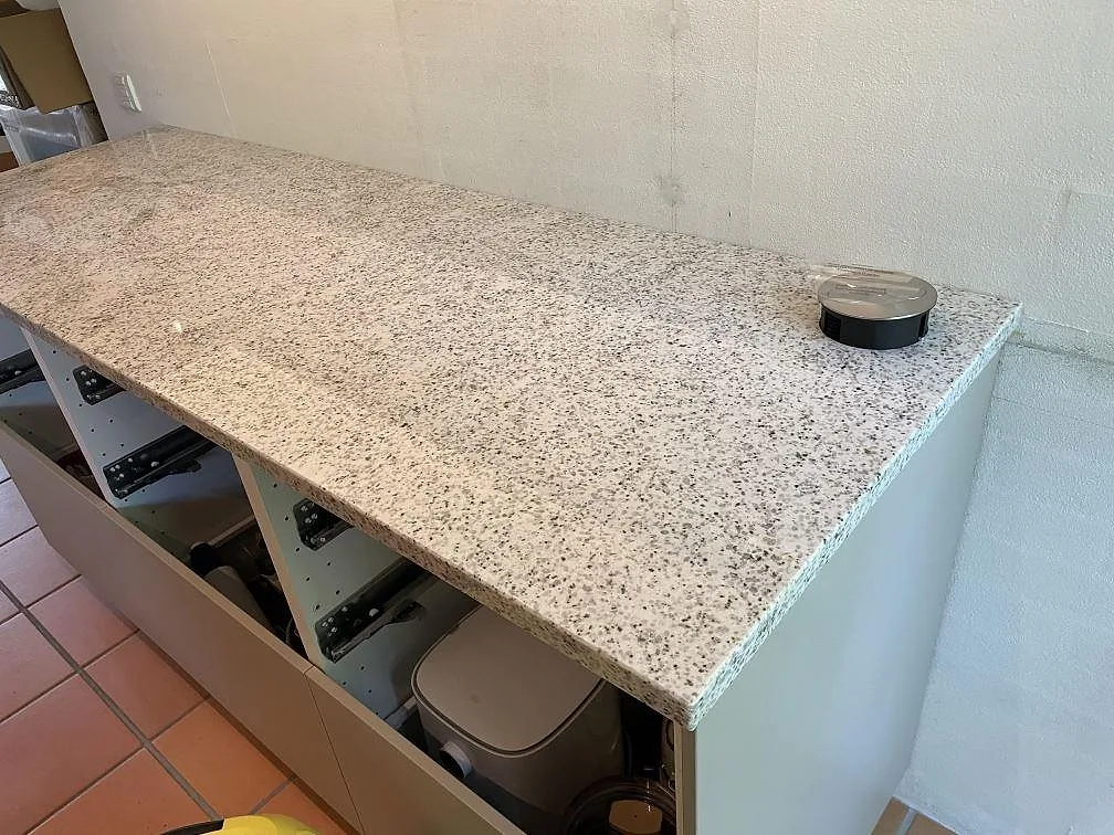 Køkkenbordplade i Cotton White, Höllviken – billede 7