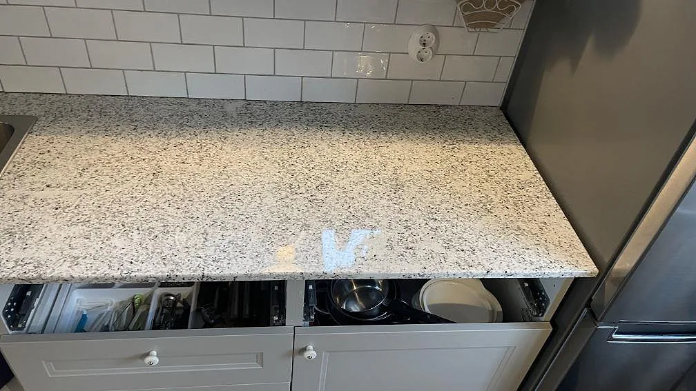 Køkkenbordplade i Cotton White, Kungshamn – billede 6