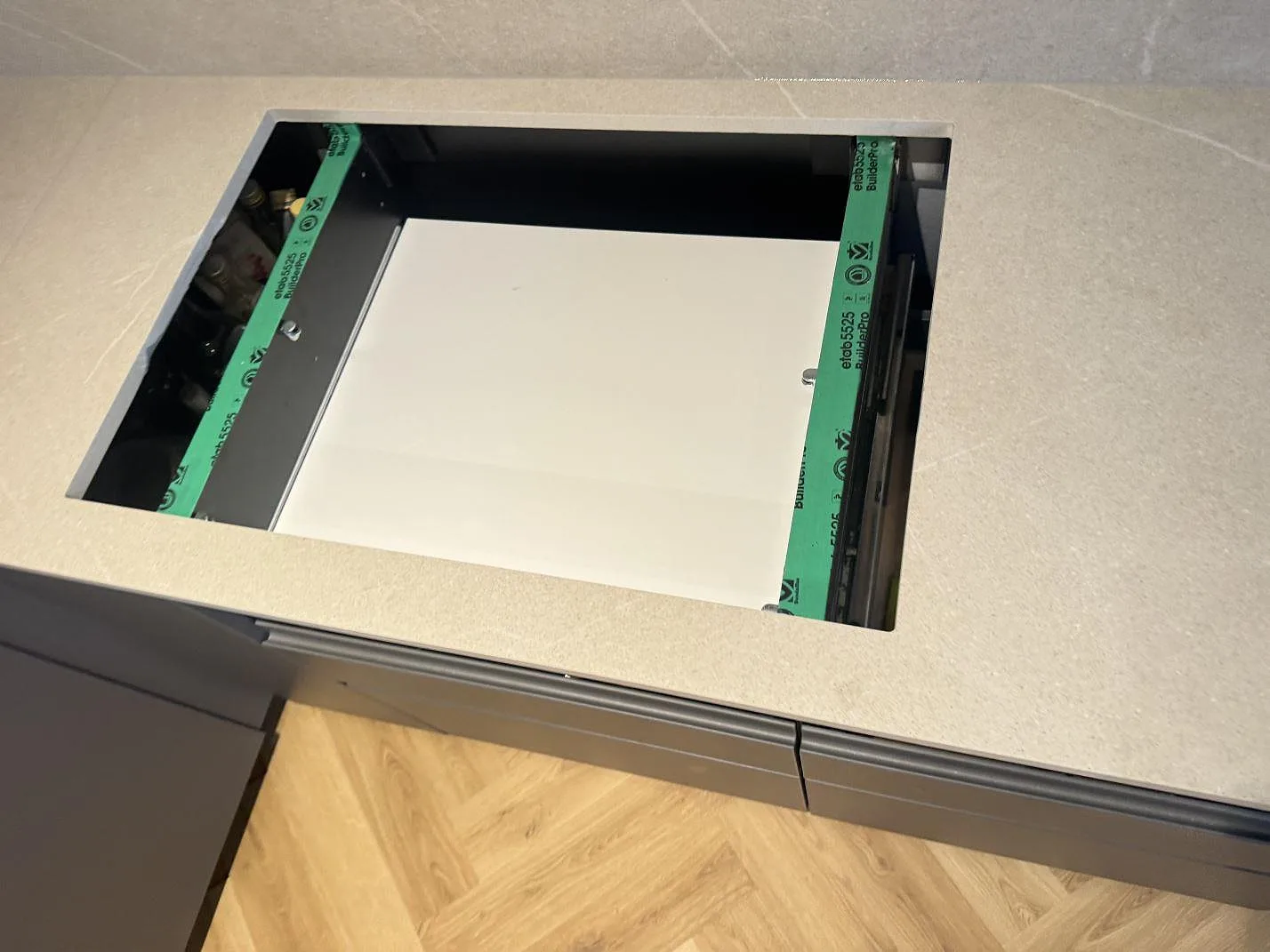 Køkkenbordplade i Dekton Adia, Stenungsund – billede 8