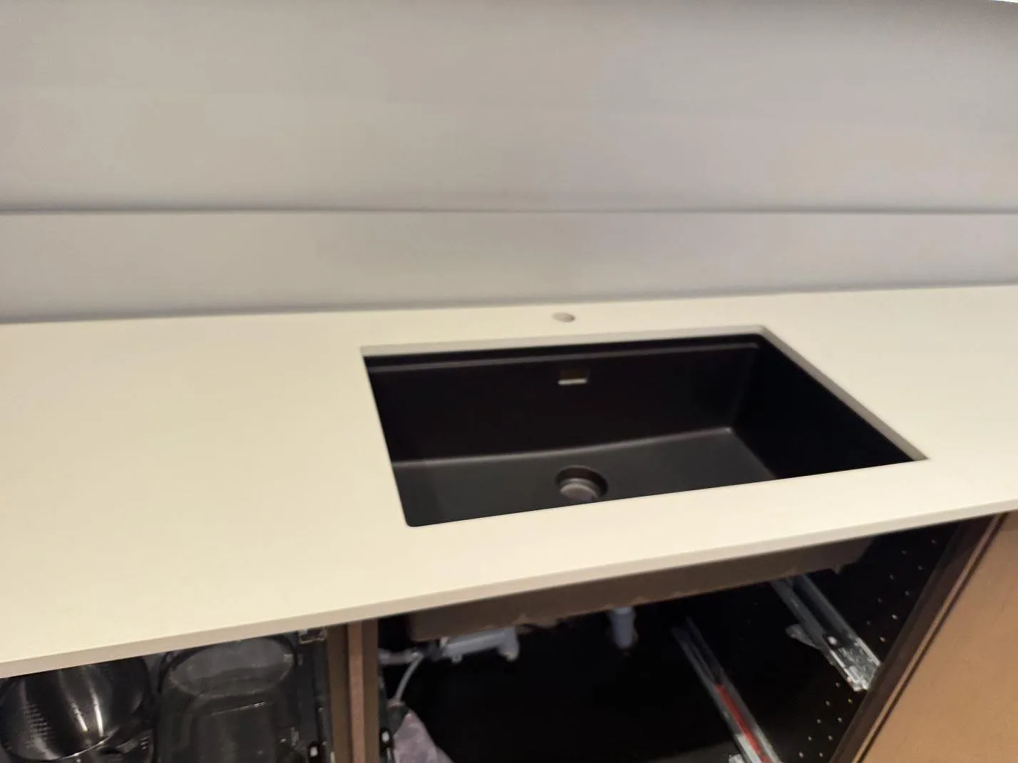 Køkkenbordplade i Dekton Aeris, Malmö – billede 4