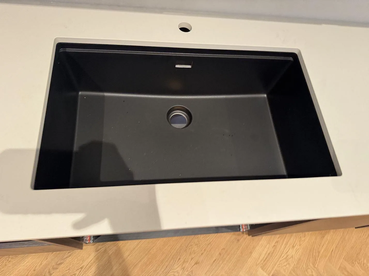 Køkkenbordplade i Dekton Aeris, Malmö – billede 3