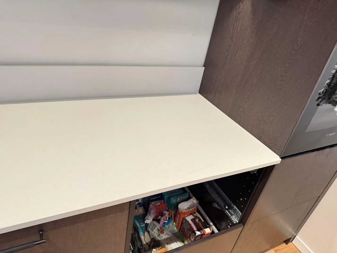 Køkkenbordplade i Dekton Aeris, Malmö – billede 8