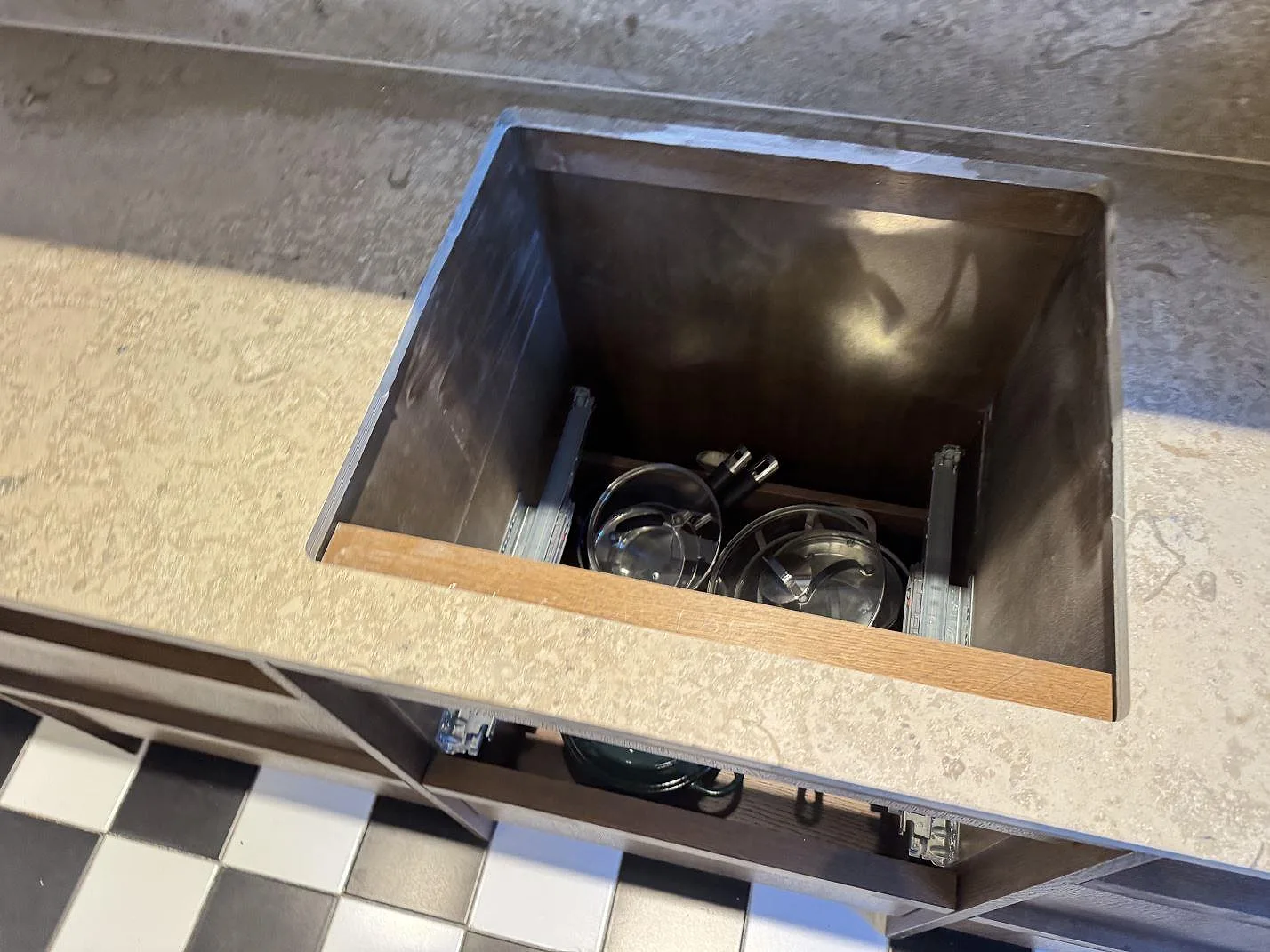 Køkkenbordplade i Dekton Aeris, Malmö – billede 8