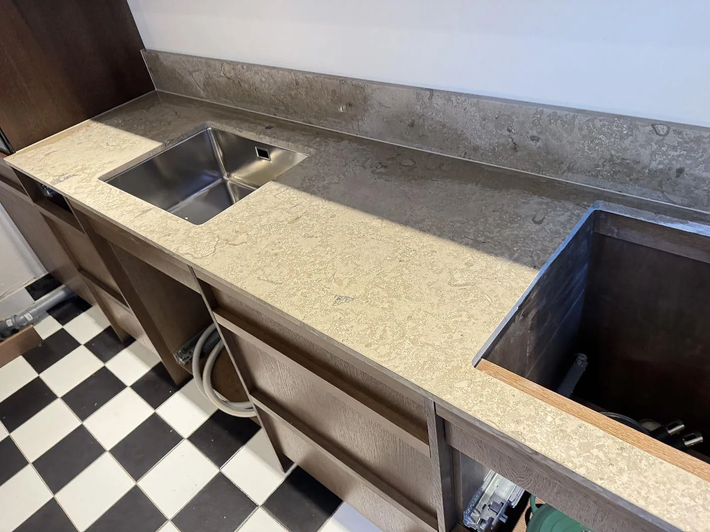 Køkkenbordplade i Dekton Aeris, Malmö – billede 5