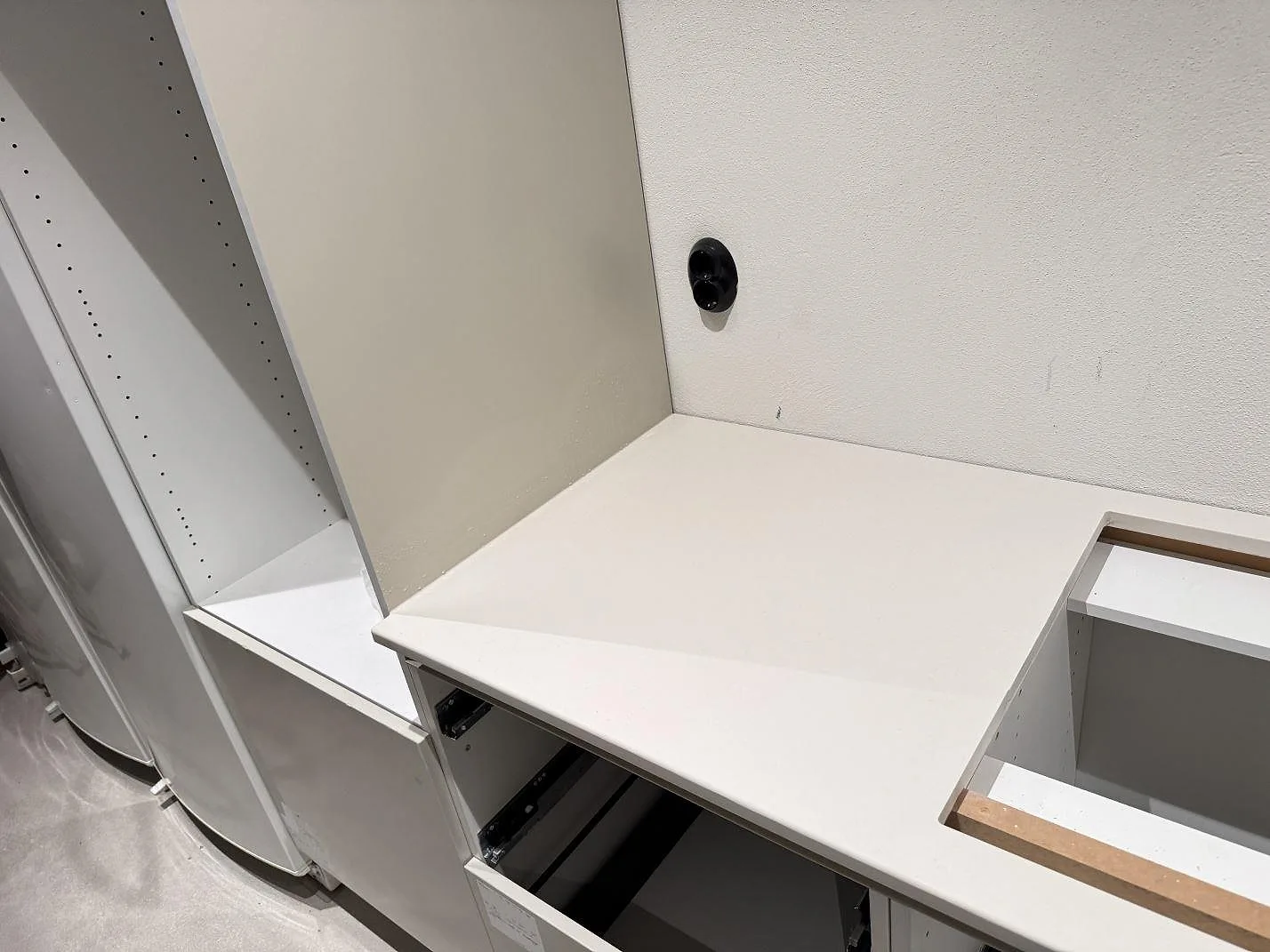 Køkkenbordplade i Dekton Aeris, Trelleborg – billede 5