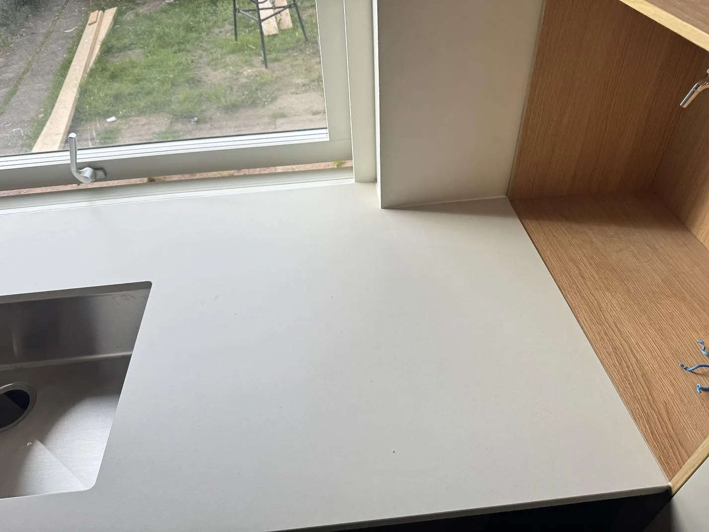 Køkkenbordplade i Dekton Aeris, Ystad – billede 7