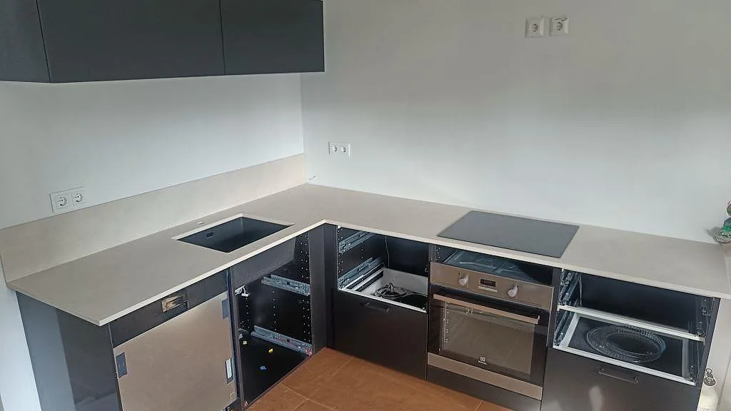 Køkkenbordplade i Dekton Albarium, Bunkeflostrand