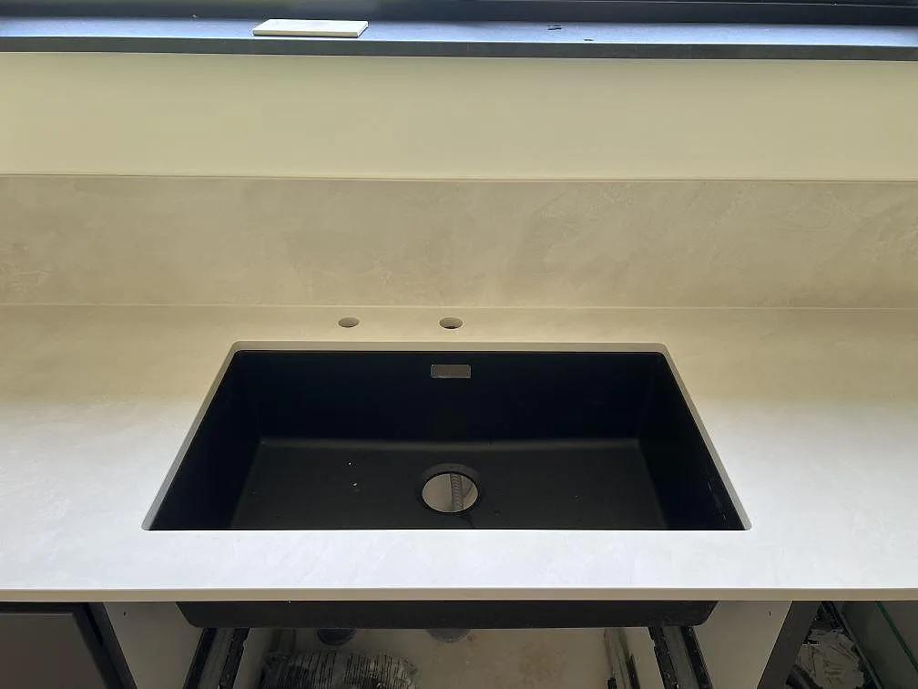 Køkkenbordplade i Dekton Albarium, Höllviken – billede 4