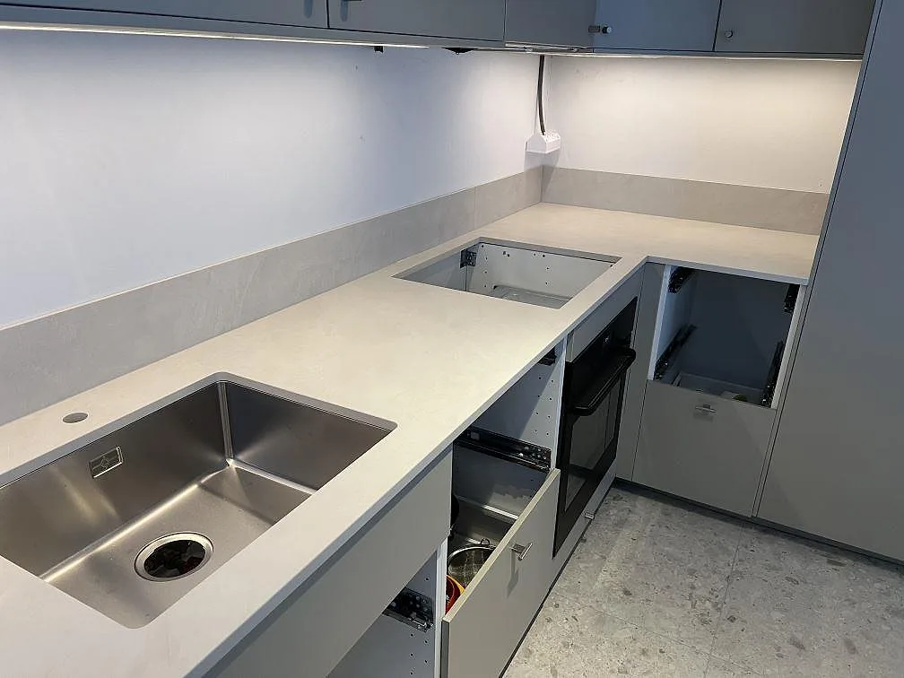 Køkkenbordplade i Dekton Albarium, Vällingby – billede 2