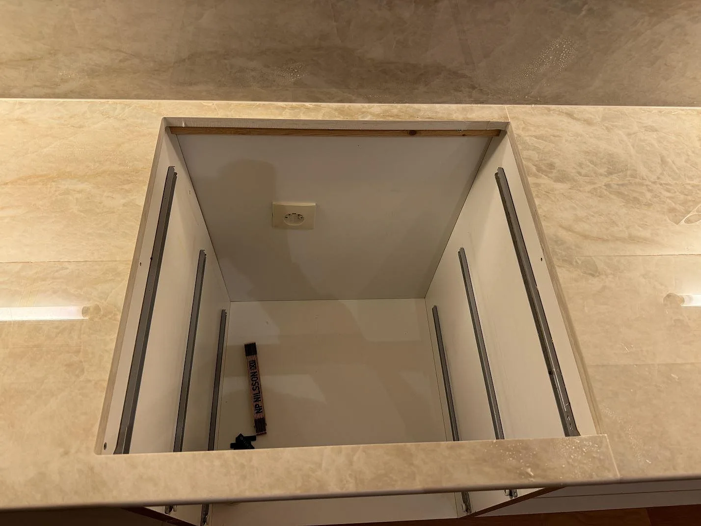 Køkkenbordplade i Dekton Arga, Ängelholm – billede 7
